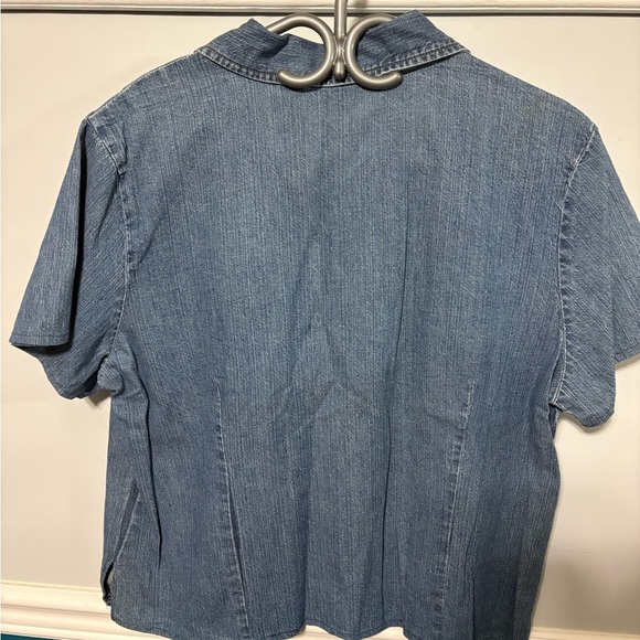 New York & Company Classic Blue Denim Shirt with Embroidery XL - Picture 3 of 5